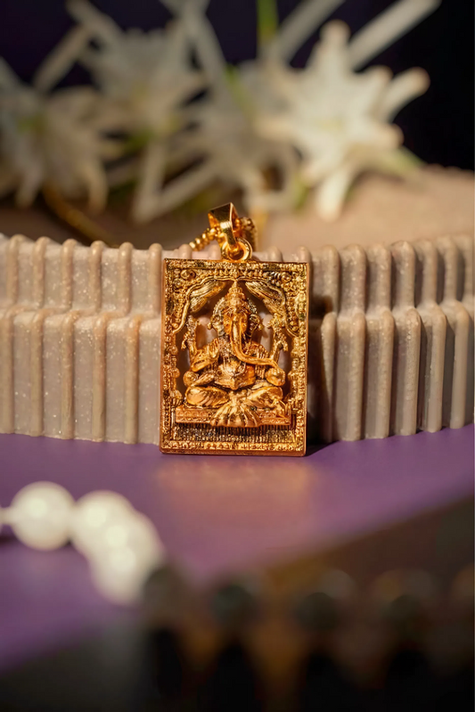 Ganeshji Pendant With chain